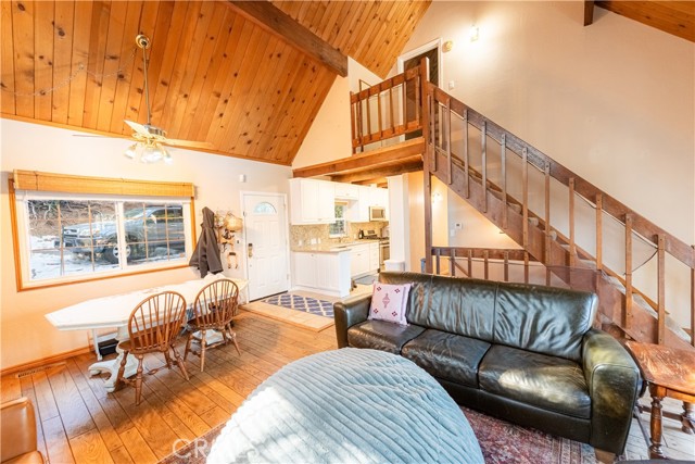 MLS #OC25182776 image #6