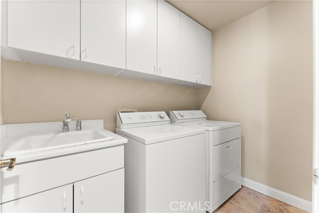 MLS #OC25182821 image #38