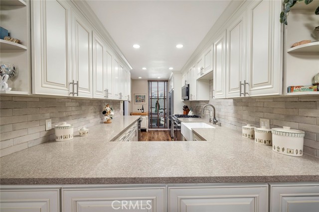 MLS #OC25182869 image #3