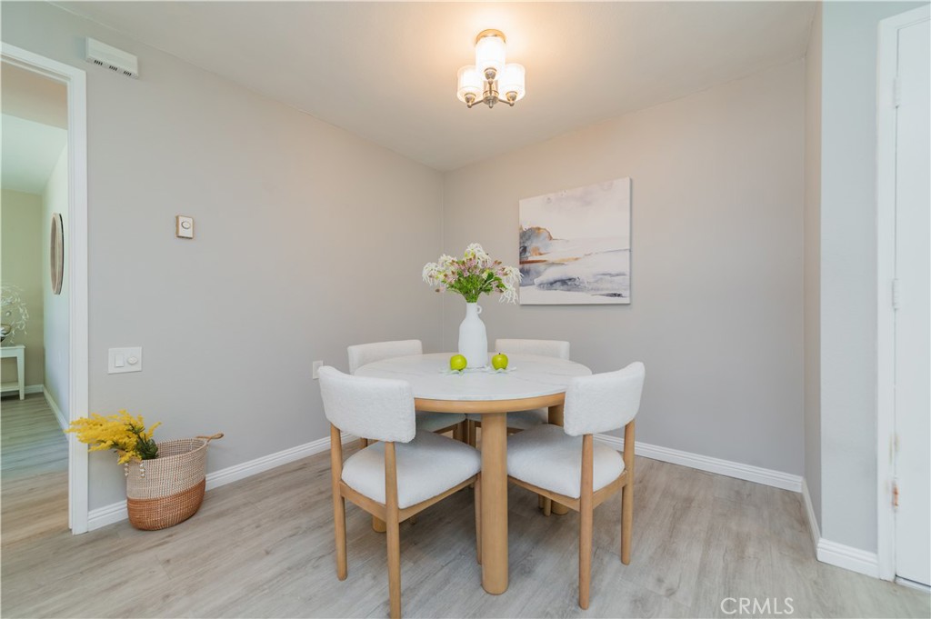 MLS #OC25182948 image #10