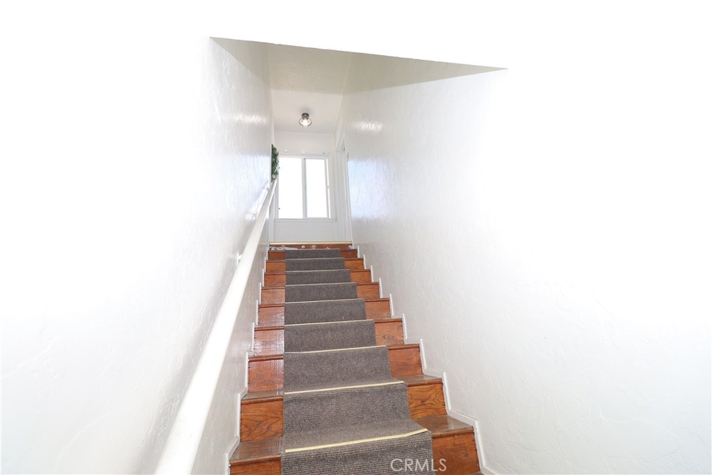 MLS #OC25182995 image #24