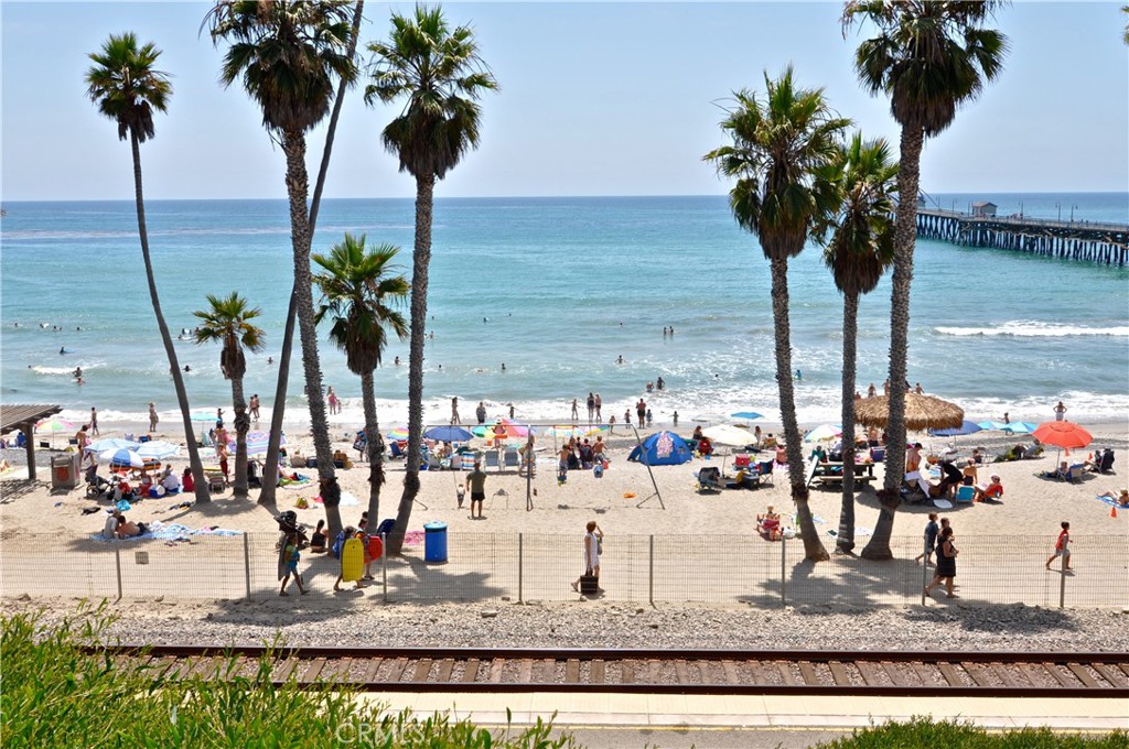 MLS #OC25182995 image #27