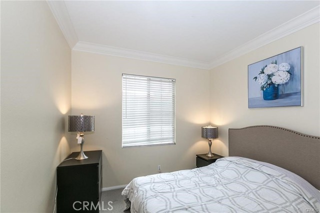 MLS #OC25183087 image #9