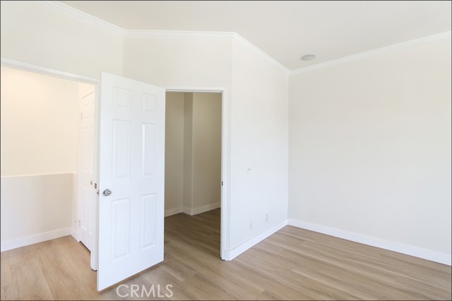 MLS #OC25183212 image #24