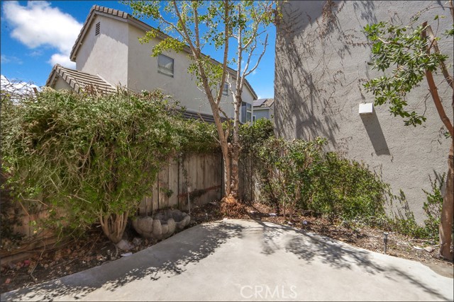 MLS #OC25183212 image #32