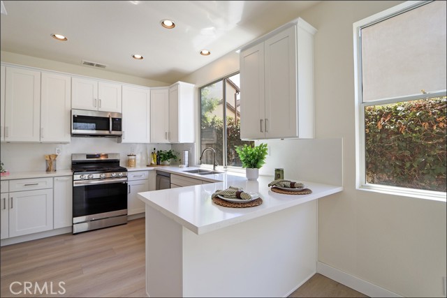 MLS #OC25183212 image #7