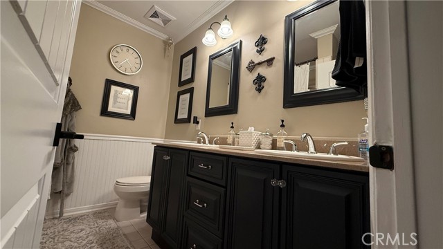 MLS #OC25183278 image #25