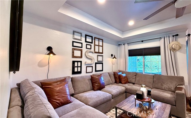 MLS #OC25183278 image #3