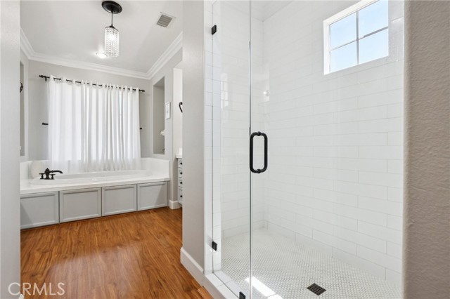 MLS #OC25183297 image #19