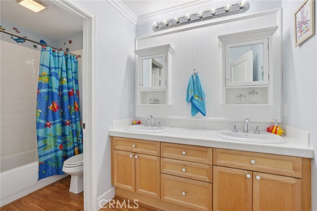 MLS #OC25183297 image #28