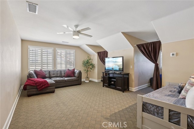 MLS #OC25183297 image #36