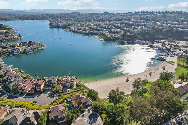 MLS #OC25183297 image #60