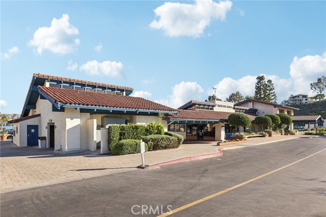 MLS #OC25183297 image #64