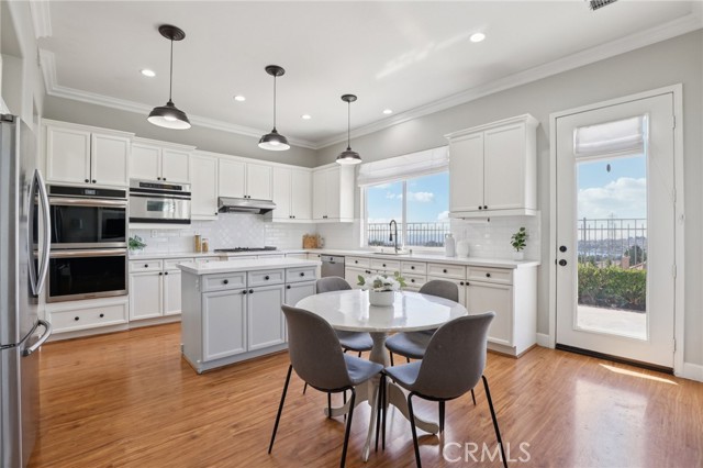 MLS #OC25183297 image #7