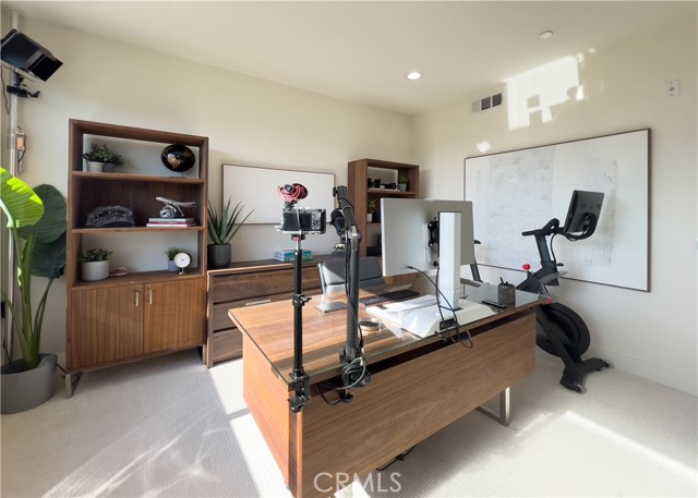 MLS #OC25183304 image #15
