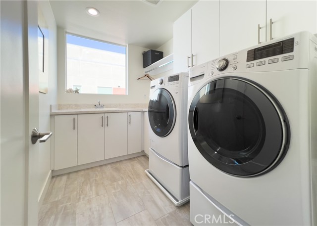 MLS #OC25183304 image #17