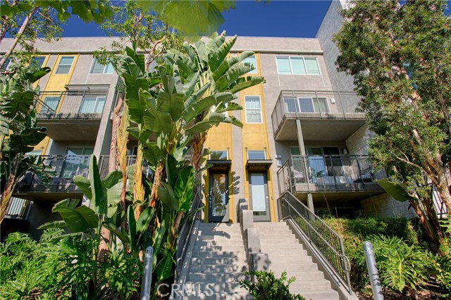 MLS #OC25183304 image #18
