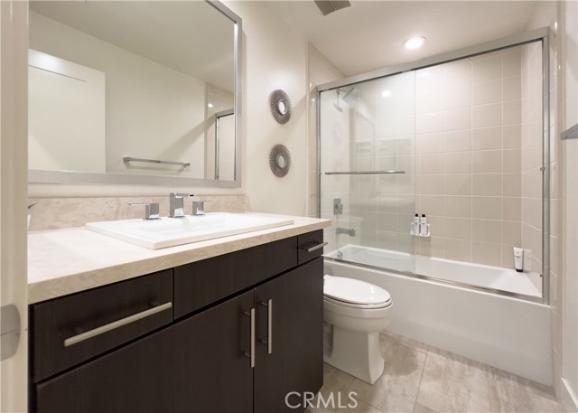 MLS #OC25183304 image #19