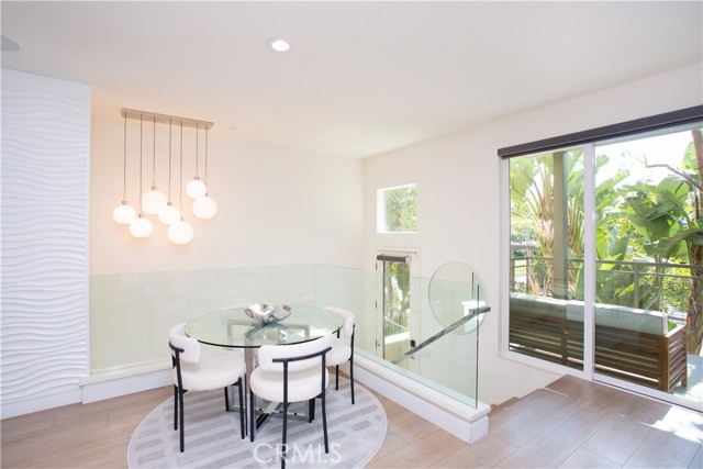 MLS #OC25183304 image #2