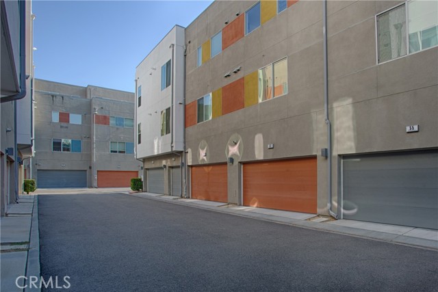 MLS #OC25183304 image #29