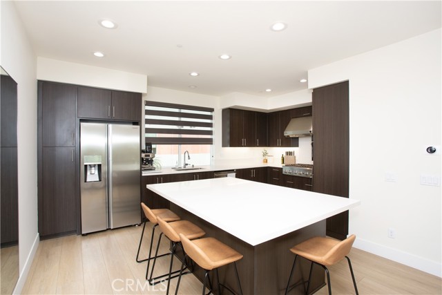 MLS #OC25183304 image #6