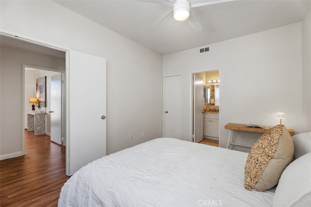 MLS #OC25183334 image #12