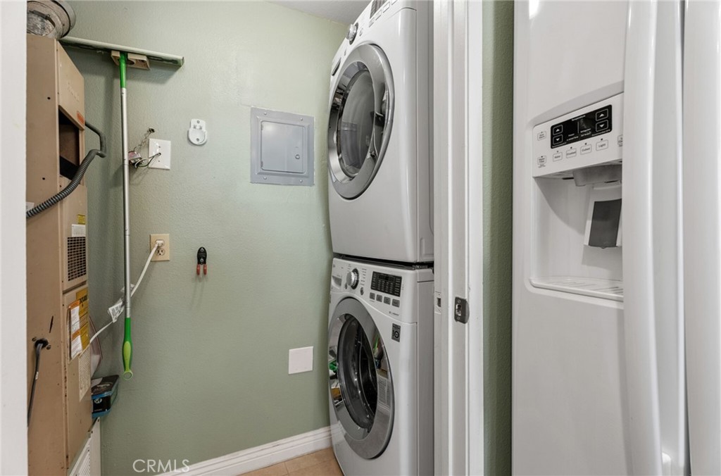 MLS #OC25183334 image #6