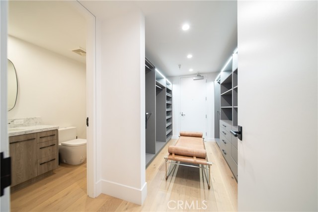 MLS #OC25183375 image #36