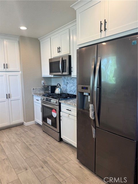 MLS #OC25183552 image #1