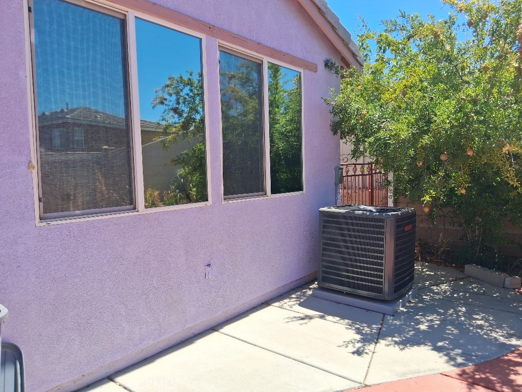 MLS #OC25183554 image #29