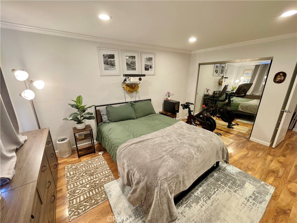 MLS #OC25183700 image #16