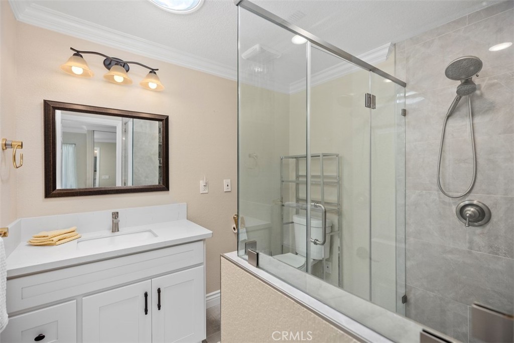 MLS #OC25183941 image #20