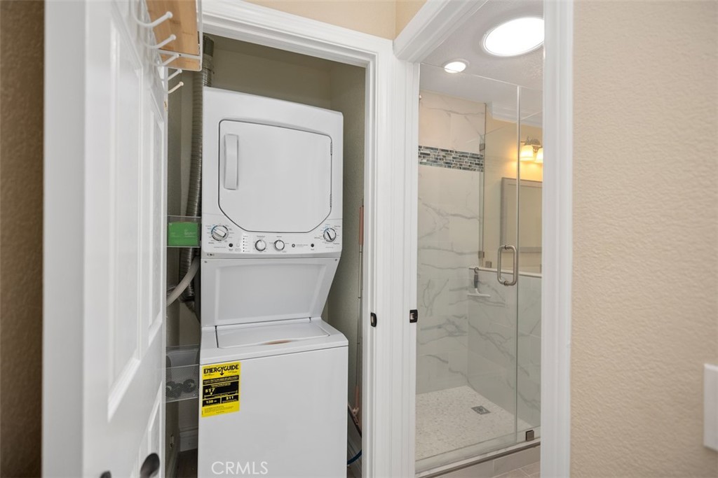 MLS #OC25183941 image #22