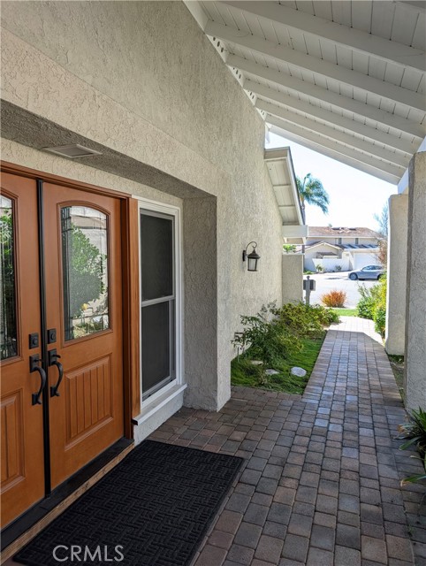 MLS #OC25184171 image #1