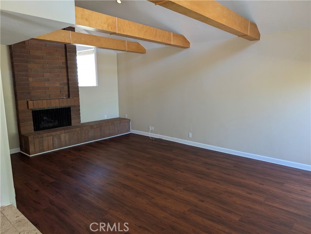 MLS #OC25184171 image #5