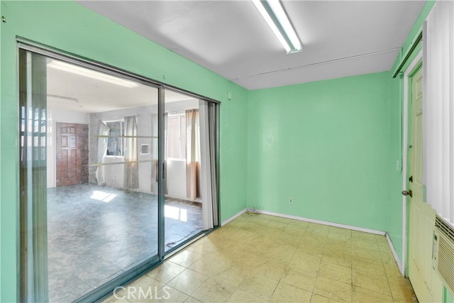 MLS #OC25184393 image #34