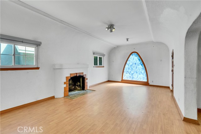 MLS #OC25184393 image #7