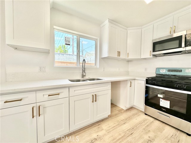 MLS #OC25184435 image #18