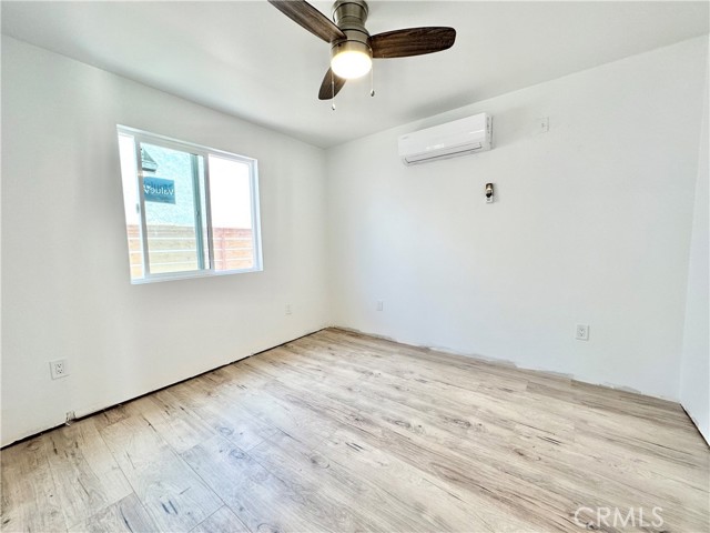 MLS #OC25184435 image #24