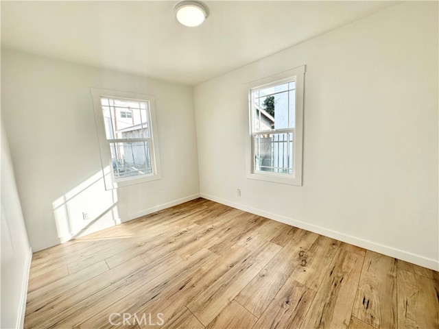 MLS #OC25184435 image #3