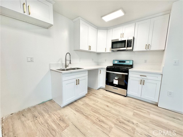 MLS #OC25184435 image #37