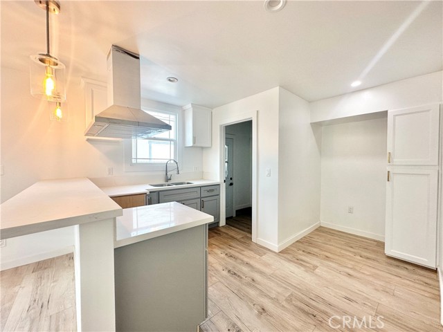 MLS #OC25184435 image #7