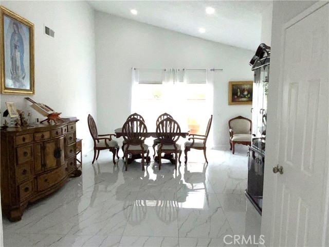 MLS #OC25184487 image #10