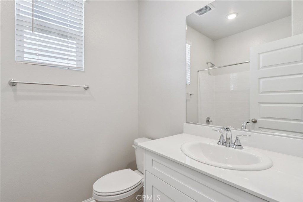 MLS #OC25184550 image #16