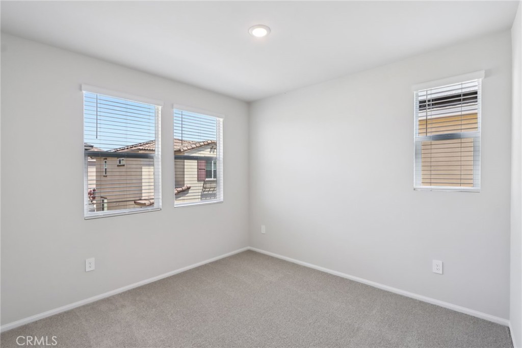 MLS #OC25184550 image #19