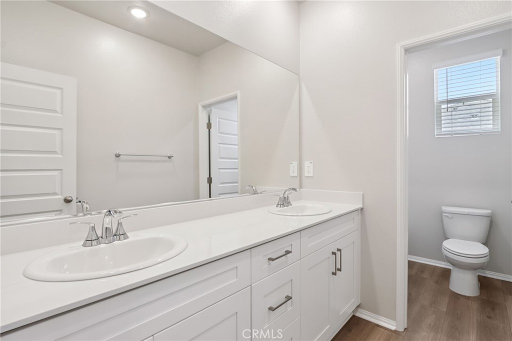 MLS #OC25184550 image #21