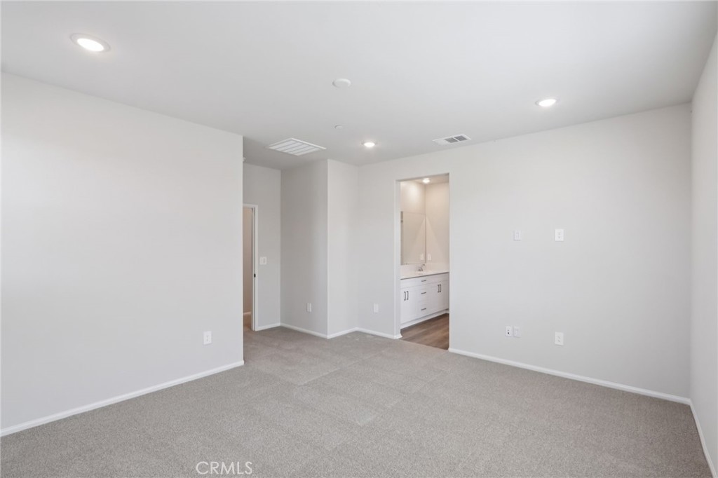 MLS #OC25184550 image #28