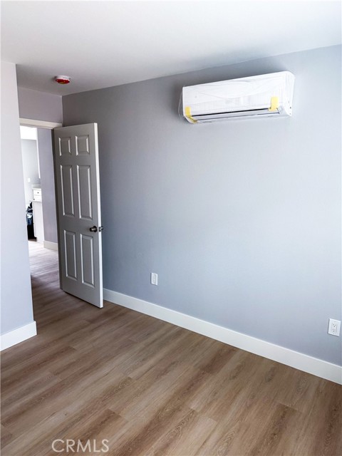 MLS #OC25184586 image #7