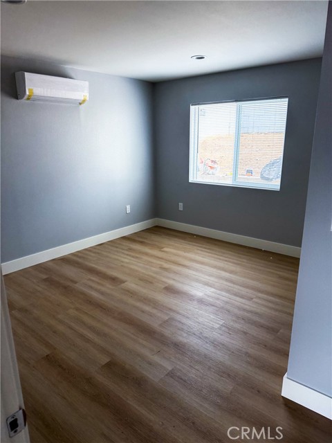 MLS #OC25184586 image #8