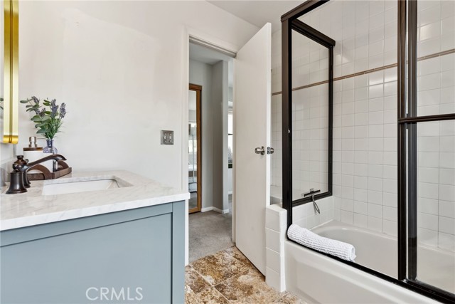 MLS #OC25184812 image #17